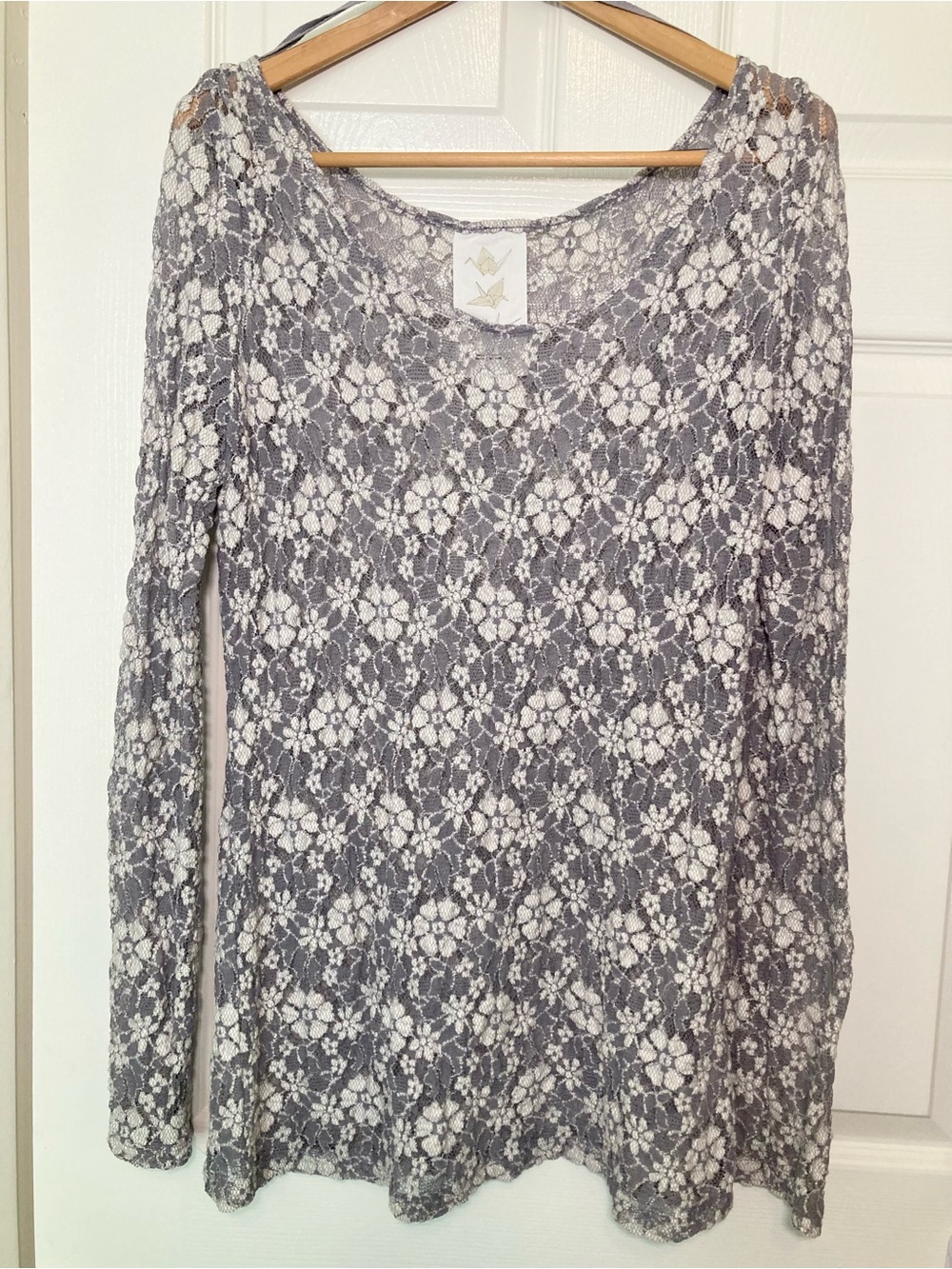 Anthropologie Paper Crane Size Large Spun Splendor Lace Pullover Tunic in Gray